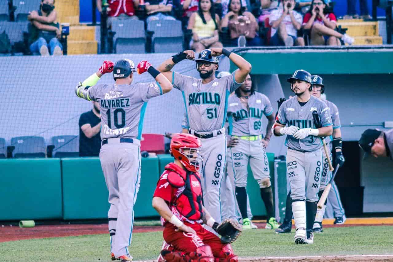 No pudo El Águila con casa llena; gana Saraperos 13-3 (+videos)