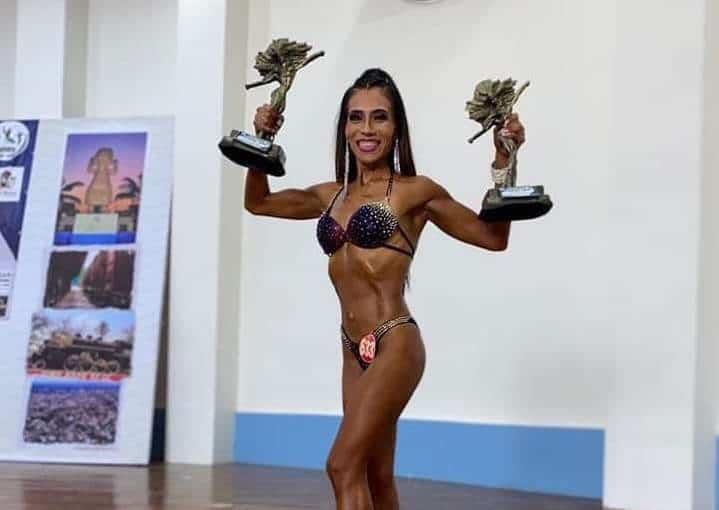 Nanchitecas obtienen primer y tercer lugar en Bikini Fitness