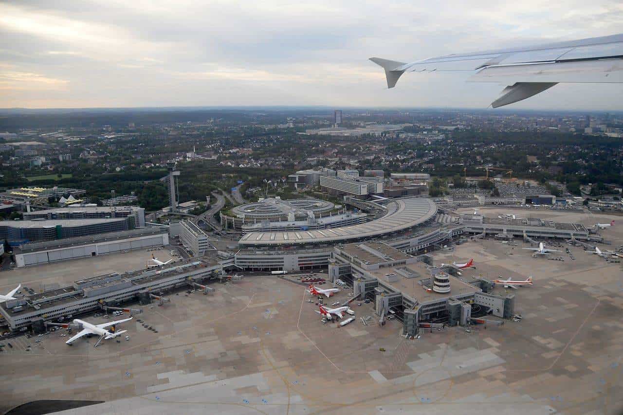 Escasez de personal en aeropuertos de Alemania; buscan trabajadores extranjeros