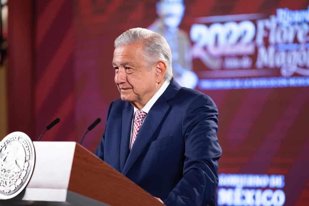 Ley de Austeridad no contempla bajar sueldos ni despidos en gobierno: AMLO