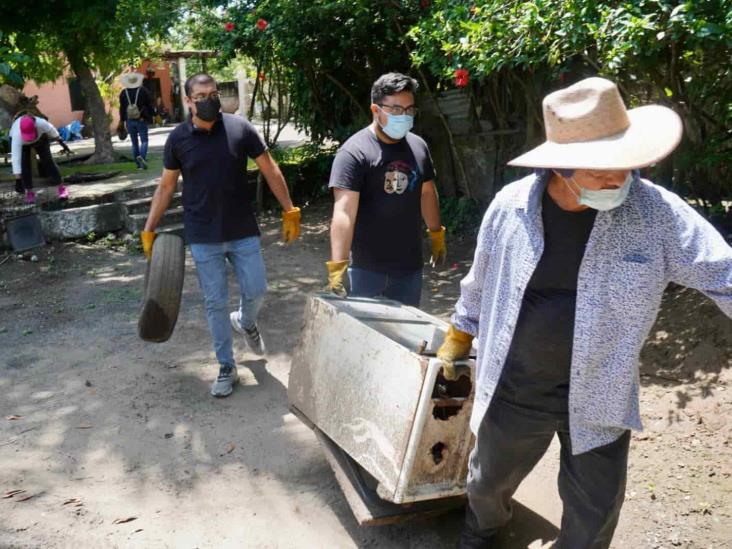 Realizan jornada de descacharrización en La Antigua