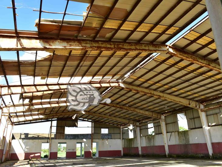 (+Video) En ruinas el gimnasio de Villa Allende; se vuelve nido de malvivientes