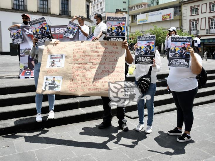 A un mes de su desaparición, exigen justicia por ‘El Archi’ en Xalapa