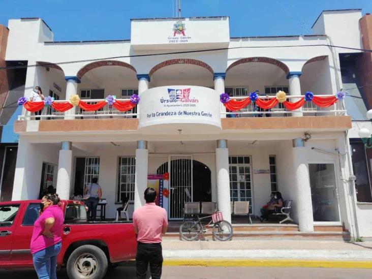 Por pagar a exagentes municipales, no se harán obras en escuelas de Galván