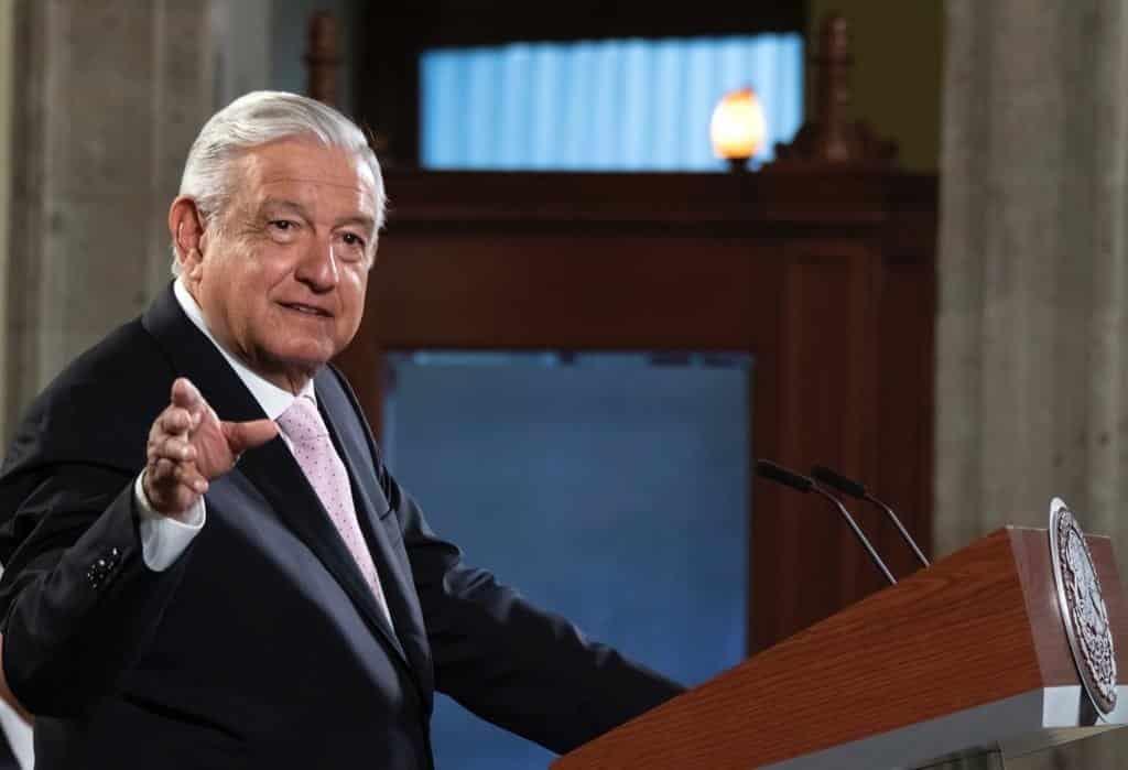 AMLO responde a declaraciones de la Reina del Pacífico a Felipe Calderón