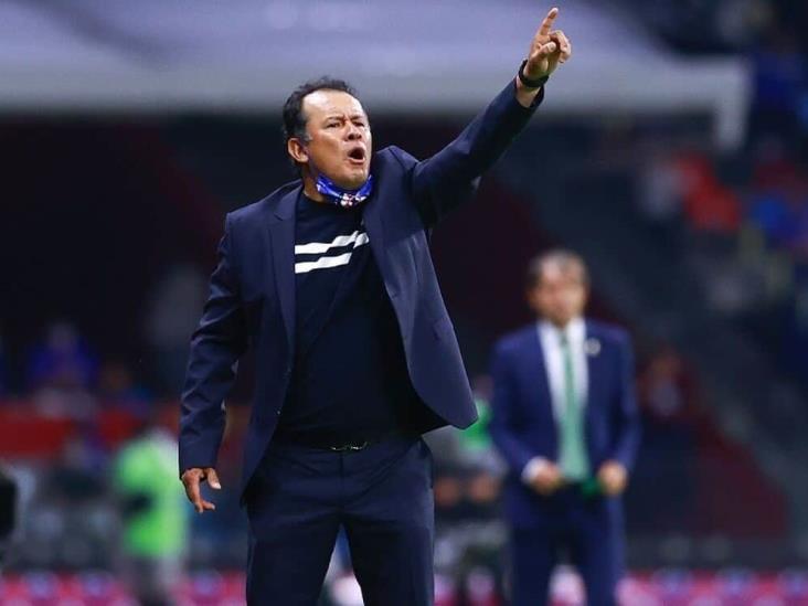 ¡Cruz Azul demanda a Juan Reynoso! Pretende evadir indemnización