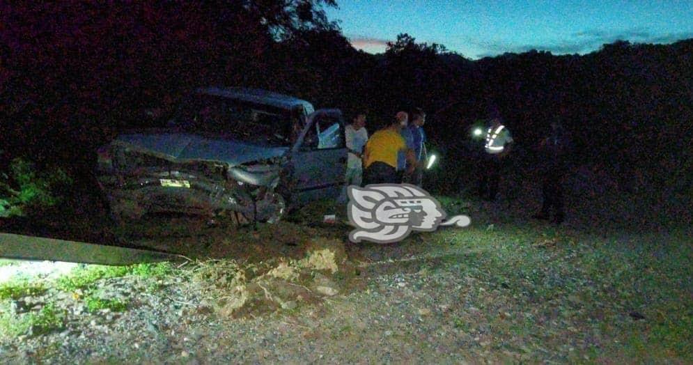 Accidente en la Juchique-Alto Lucero deja 2 lesionadas