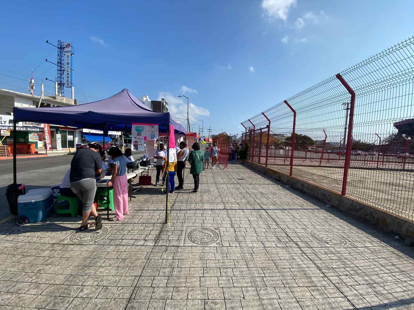 Baja afluencia de menores en sede de vacunación Veracruz-Boca del Río (+Video)