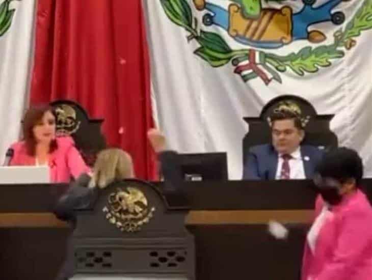 Legisladora rompe urna de cristal y lesiona a diputada en Tamaulipas (+video)