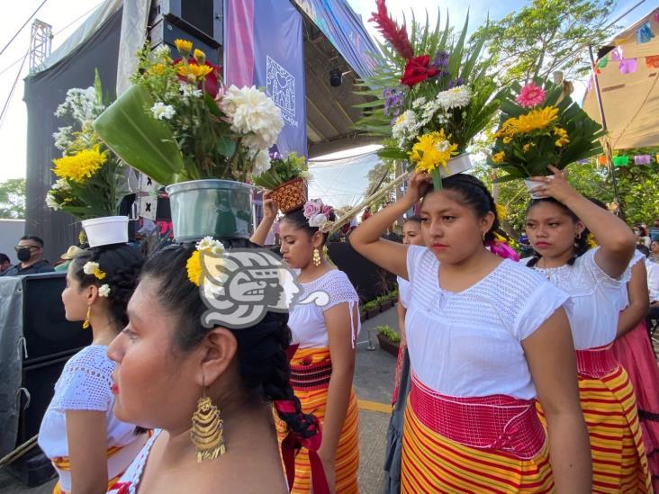 Arrancó la feria Cosoleacaque; en honor a la preciosa sangre de Cristo