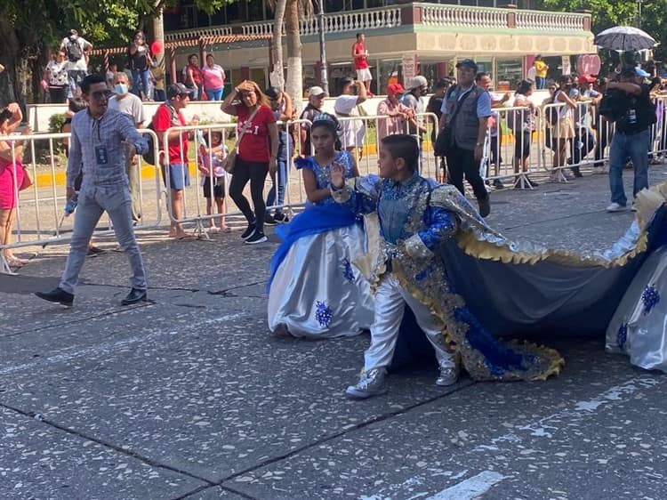 Desfila Corte Real previo a la coronación del Carnaval de Veracruz 2022 (+video)