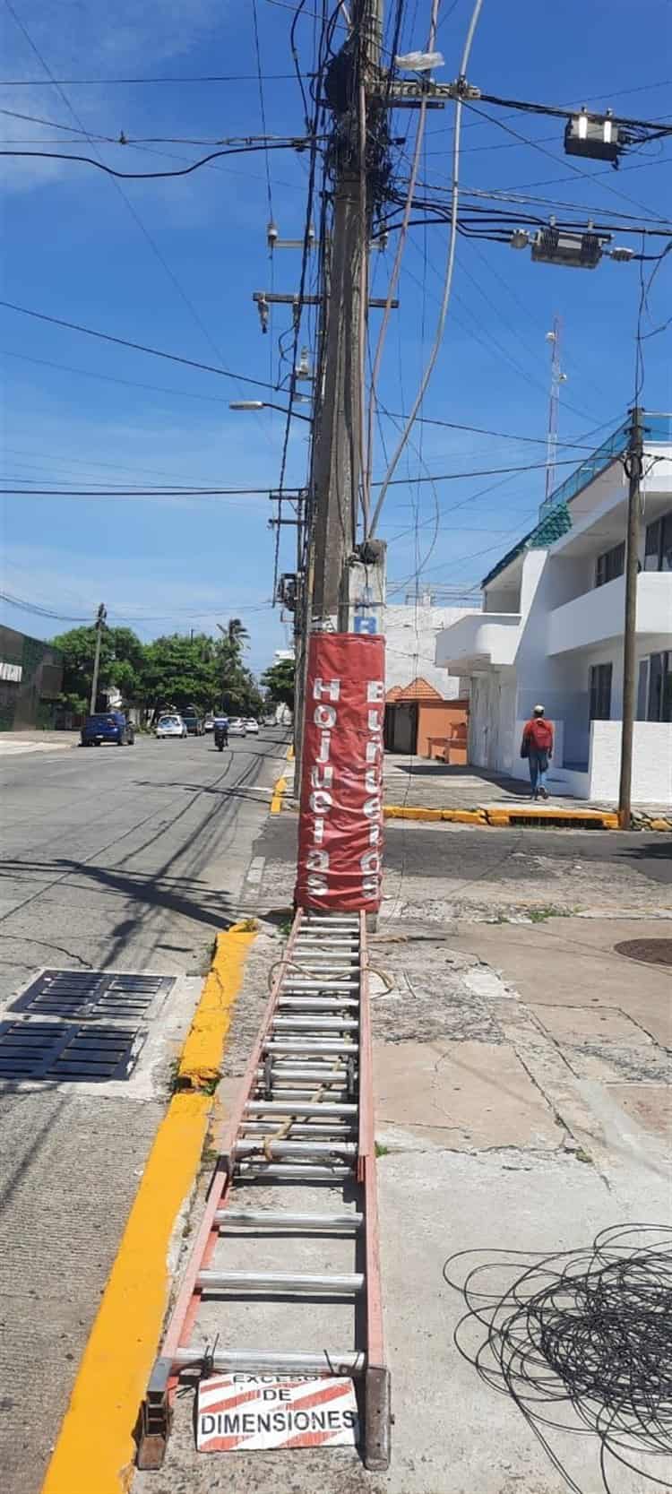 Trabajador de empresa de Internet sufre descarga eléctrica en colonia de Veracruz