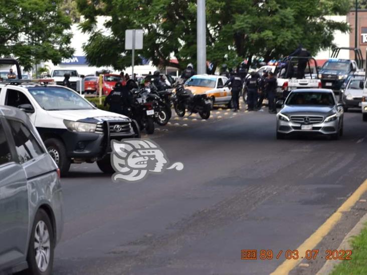 Reportan movilización policiaca en Xalapa tras captura de asaltantes: hay un herido