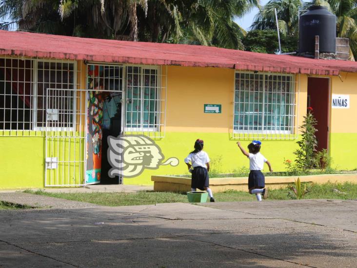 Por brote de Covid-19, suspenden clases en primaria de Agua Dulce