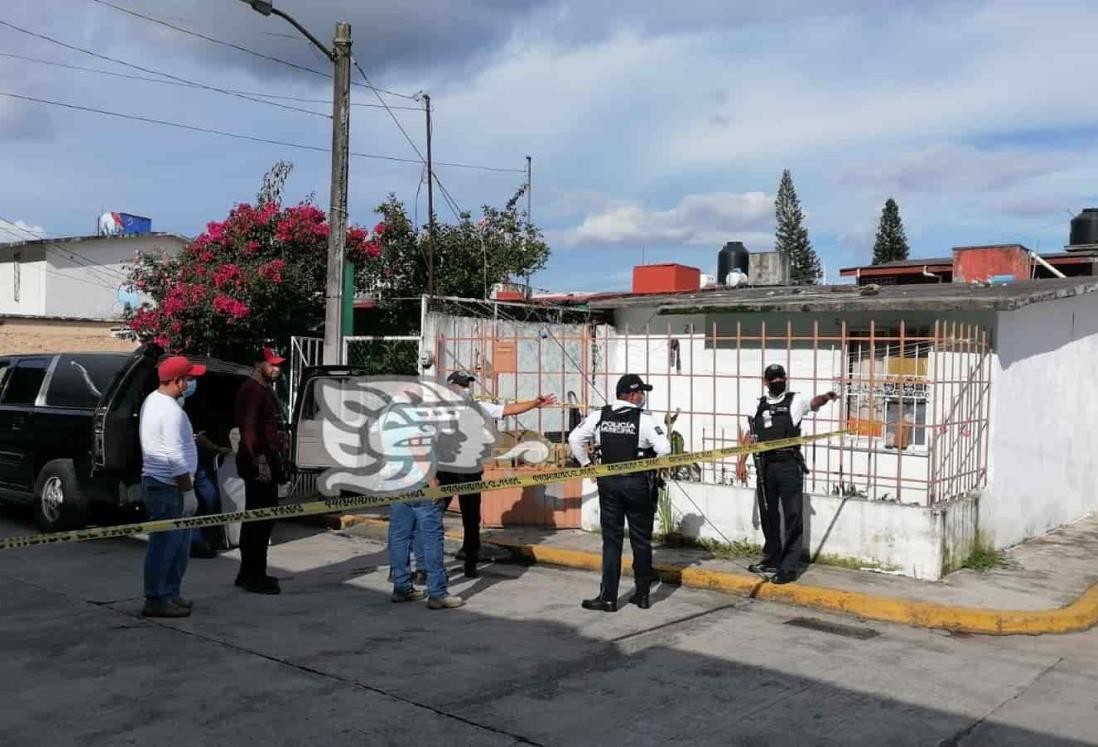 Hombre asesina a menor en Orizaba; le enterró pico de construcción en la cabeza