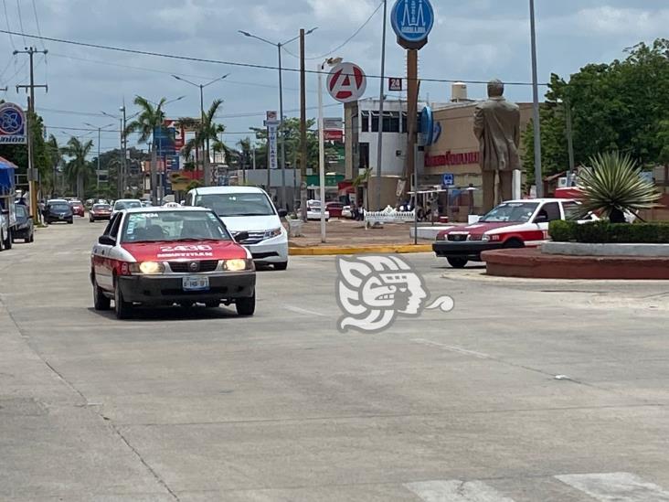 Taxistas en Minatitlán temen más a las autoridades que a la delincuencia