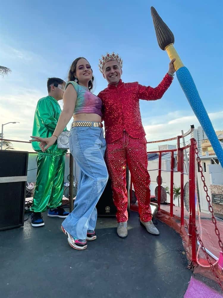 Javi Toys desfila con gran éxito en el Carnaval de Veracruz