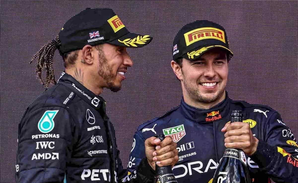 Lewis Hamilton se rinde ante Checo Pérez y disfruta competencia