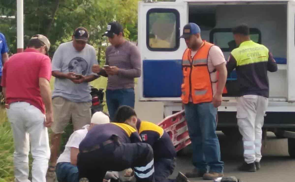 Choque de motos en carretera estatal de Tierra Blanca, deja dos lesionados