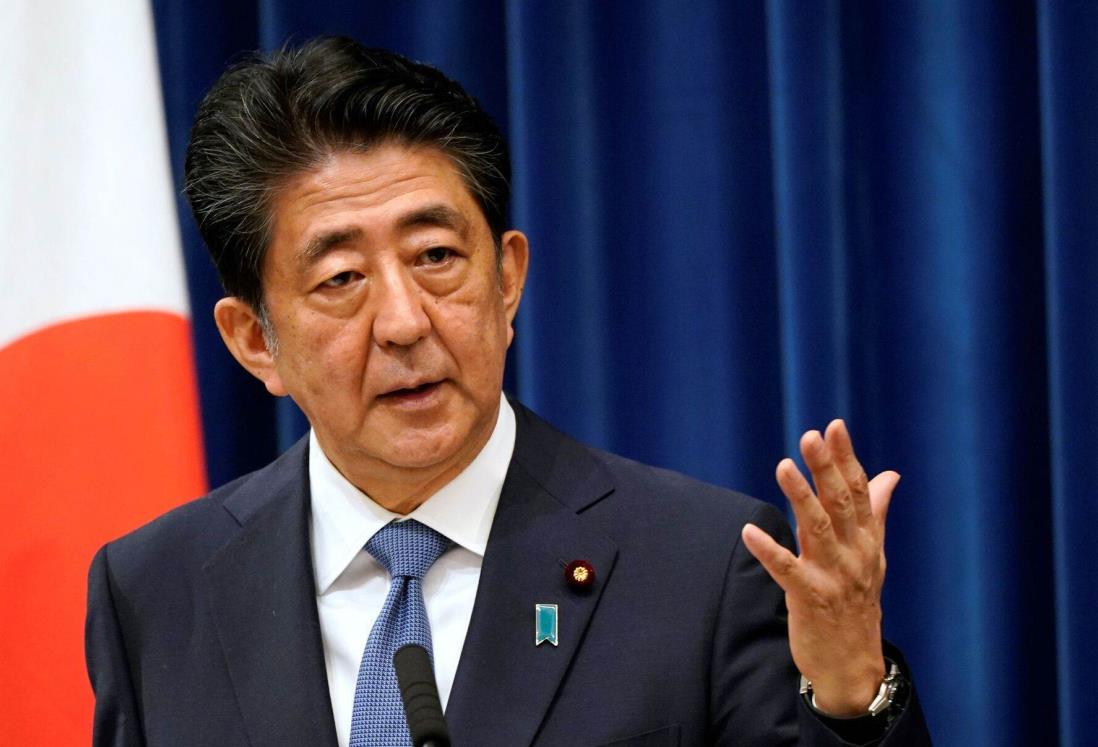 Disparan a ex primer ministro de Japón, Shinzo Abe