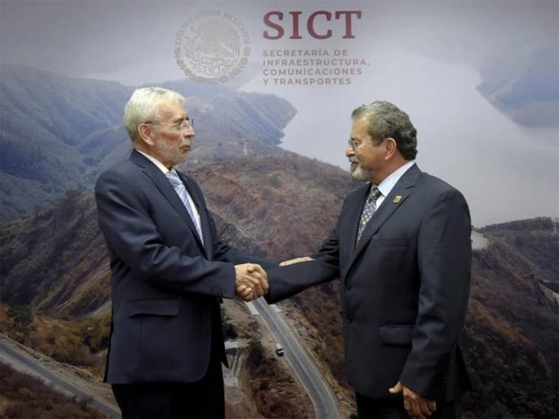 Nombran a Carlos Velázquez Tiscareño como nuevo director del AICM