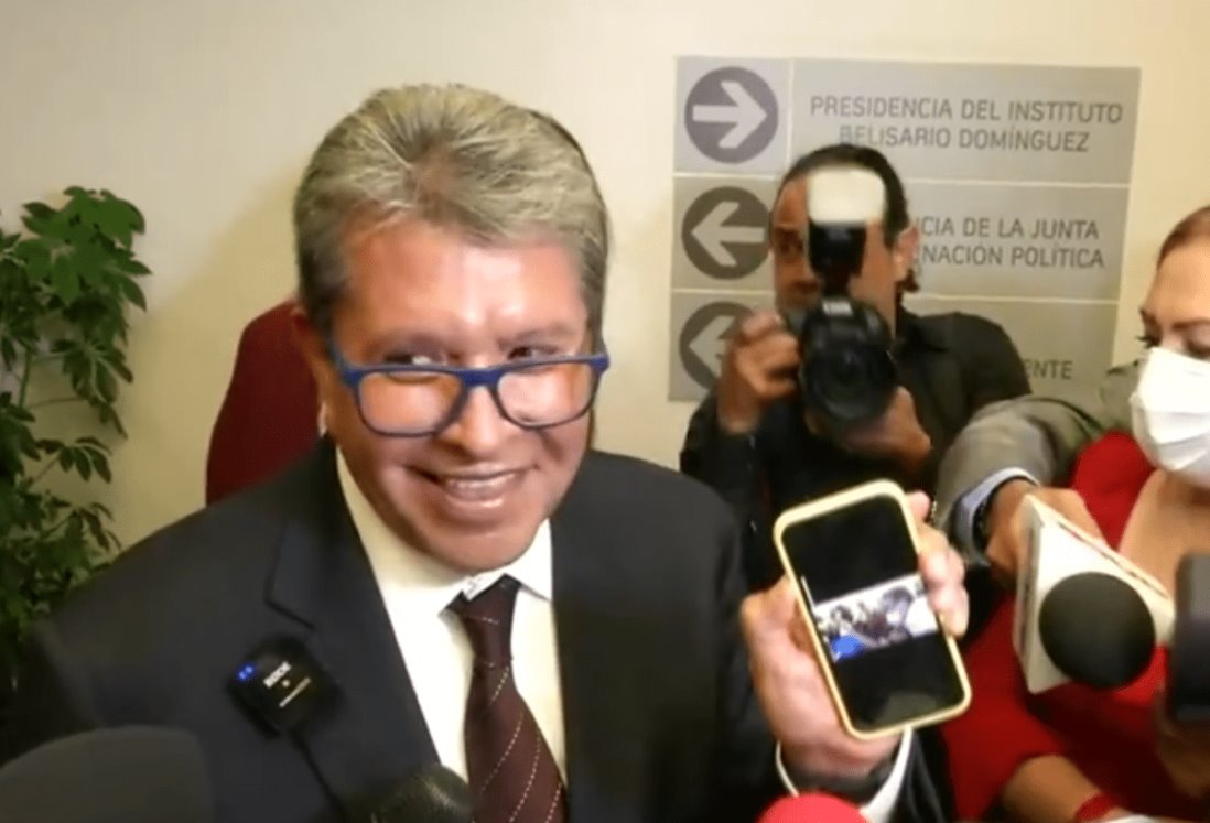 Error, el haber anticipado tanto sucesión presidencial: Monreal