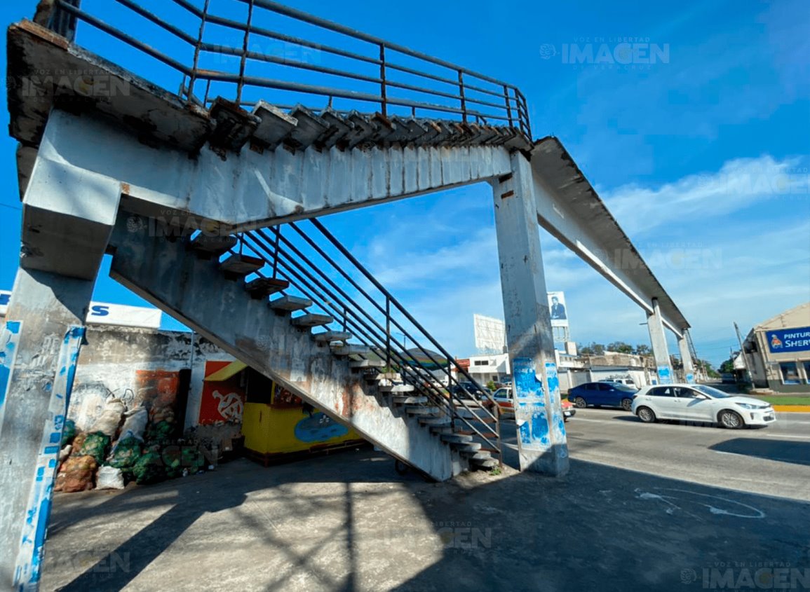 Puente de Rafael Cuervo en Veracruz, un riesgo latente