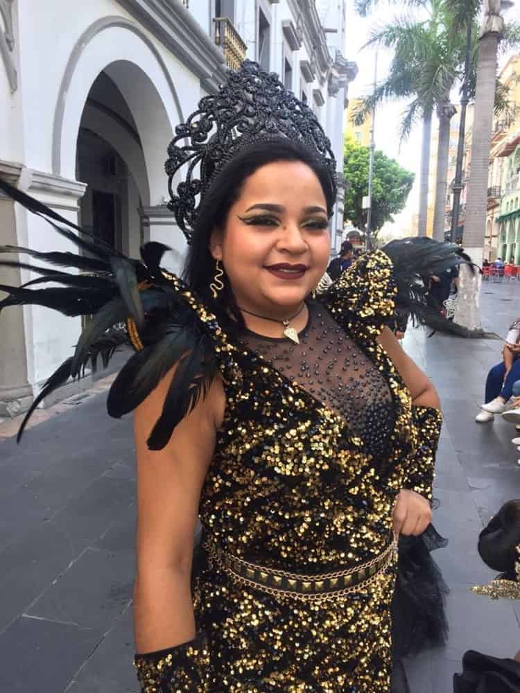 Llevan a cabo el entierro de Juan Carnaval