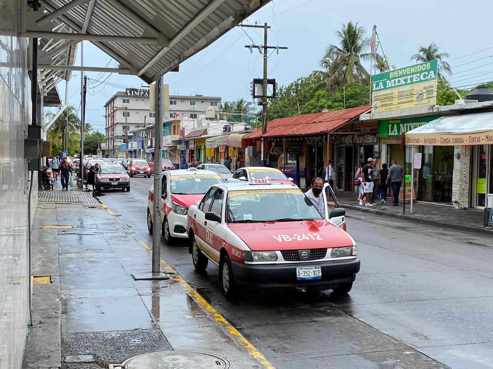 Llaman a taxistas que emigraron por Covid a volver a Sertacaver