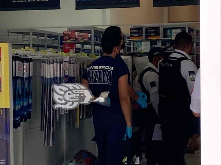 Sorpresivamente, muere hombre al interior de tienda automotriz en Orizaba