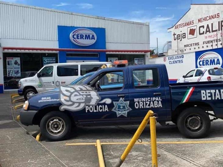 Sorpresivamente, muere hombre al interior de tienda automotriz en Orizaba