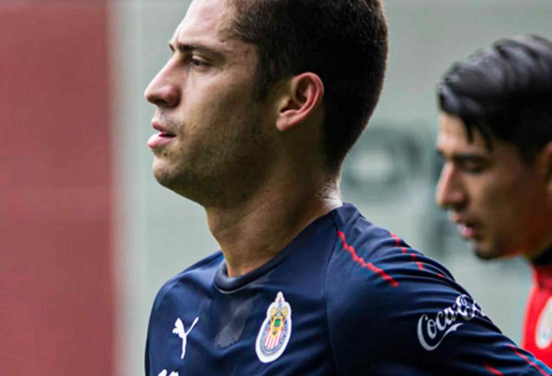 ‘Peruano’ Santiago Ormeño ya entrena en Chivas; falta anuncio oficial