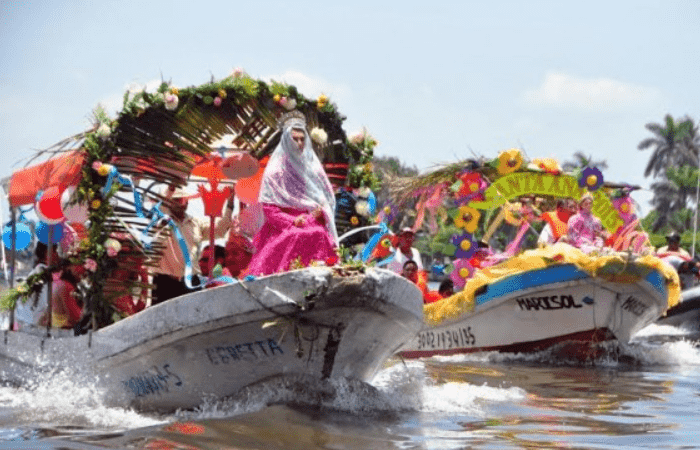 Se preparan pescadores para paseo de Nuestra Señora de Santa Ana por el Río Jamapa