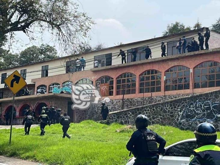 Enfrentamiento en la México-Cuernavaca; 14 detenidos y dos policías heridos