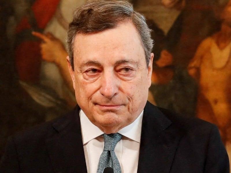 Primer ministro de Italia presenta su renuncia; presidente la rechaza