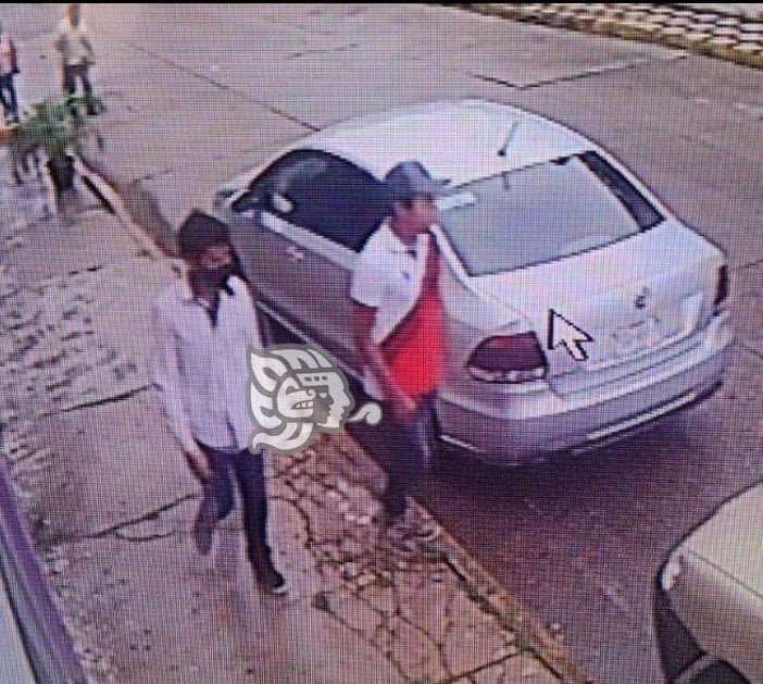 Captan a ladrones a punto de asaltar comercio de Minatitlán