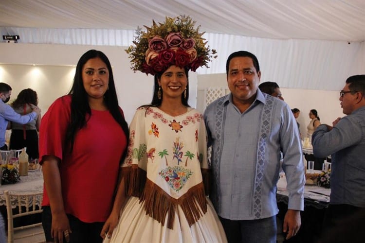 Exponen gastronomía, cultura y tradiciones de Cotaxtla en la Canaco Veracruz