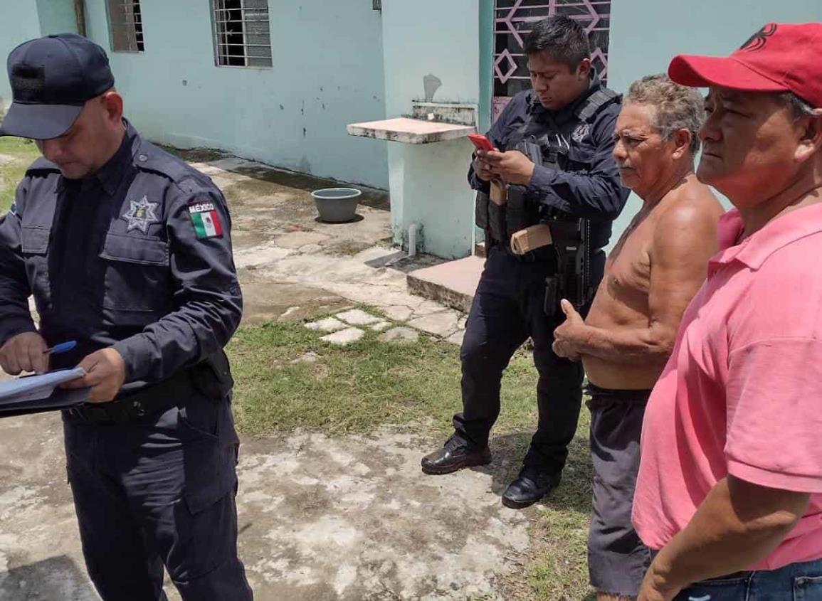 Cae abuelito a la zanja, es rescatado con vida en Tierra Blanca