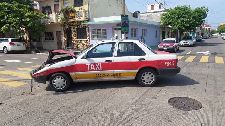 Por no respetar la preferencia provoca aparatoso accidente en Veracruz