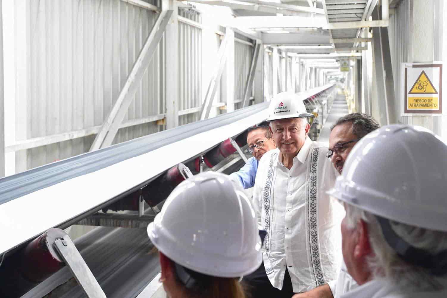 Produce 900 toneladas diarias de urea planta de fertilizantes en Coatza: AMLO