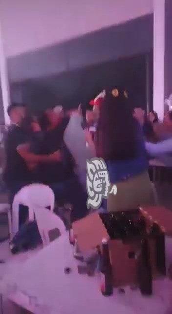 Noche de disco del carnaval de Misantla termina en trifulca (+Video)