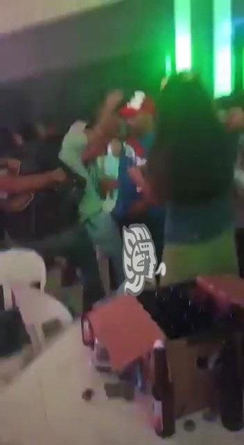 Noche de disco del carnaval de Misantla termina en trifulca (+Video)