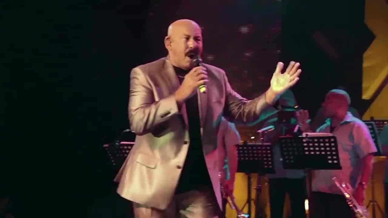 Oscar D’Leon festeja medio siglo de trayectoria musical