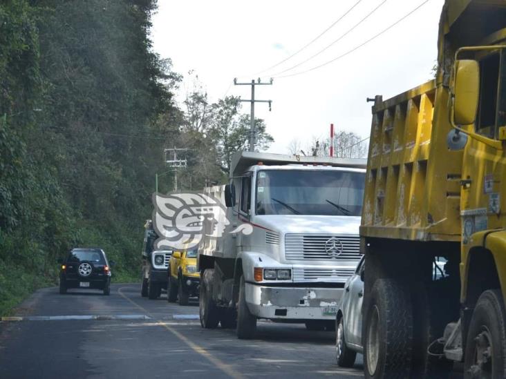 Trabajadores exigen intervención de CGJ ante “negativa” de alcalde de Maltrata