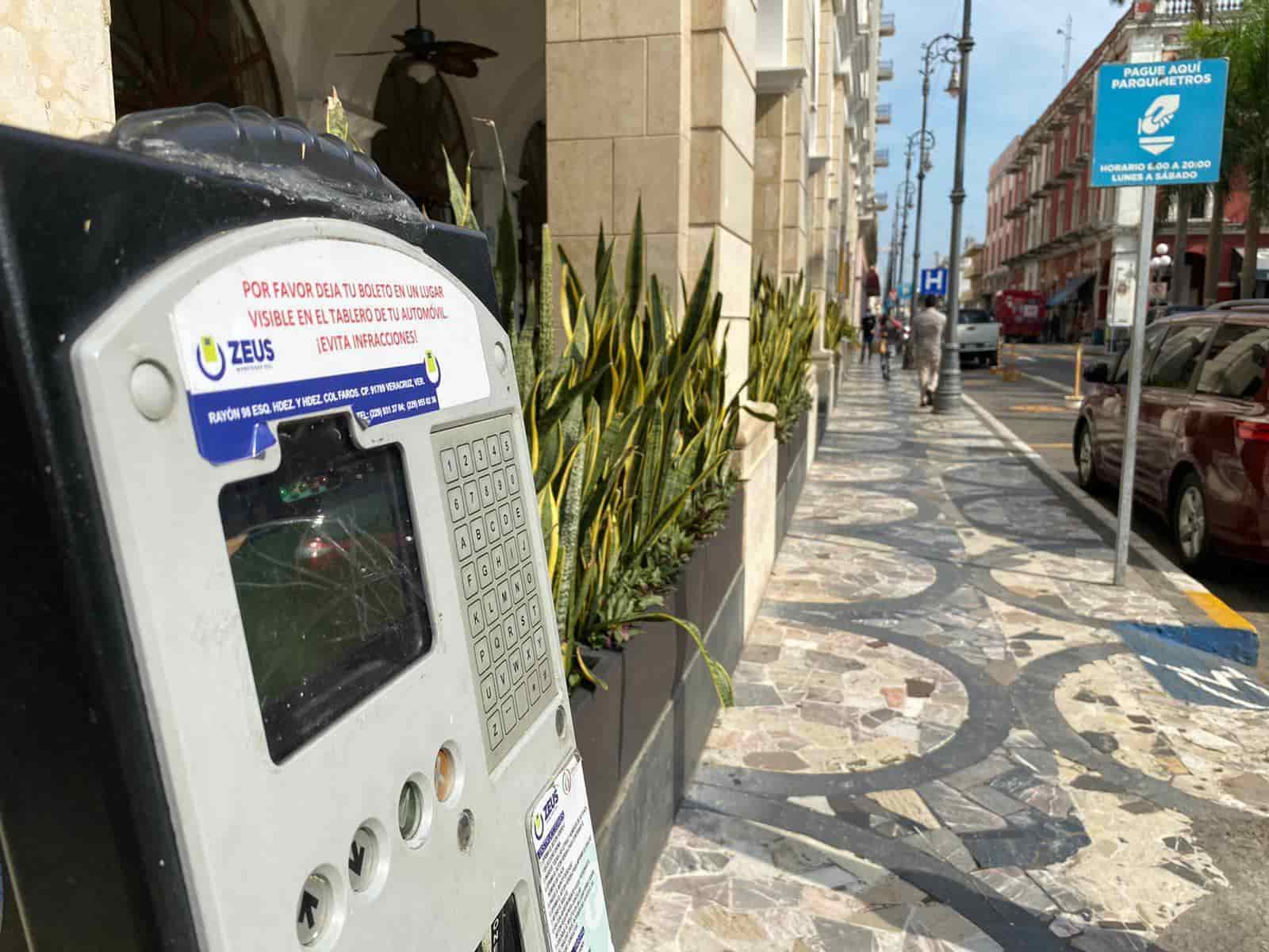 Profeco debería de sancionar los abusos de parquímetros en Veracruz: abogada