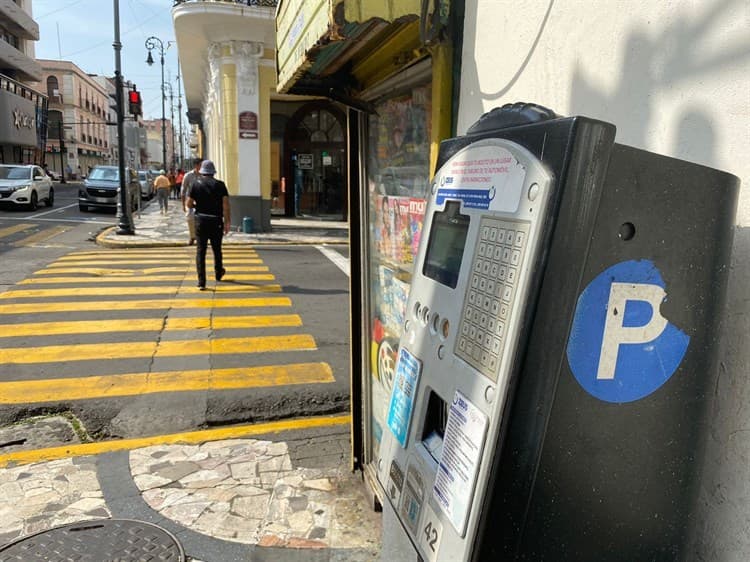 Profeco debería de sancionar los abusos de parquímetros en Veracruz: abogada