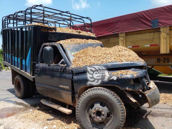 Reabren la carretera Jáltipan-Cosoleacaque tras accidente