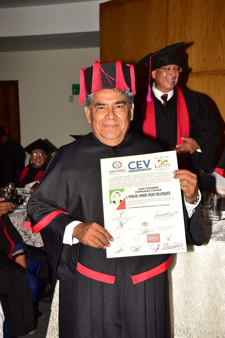 Entregan Doctorado Honoris Causa a abogados destacados de Veracruz