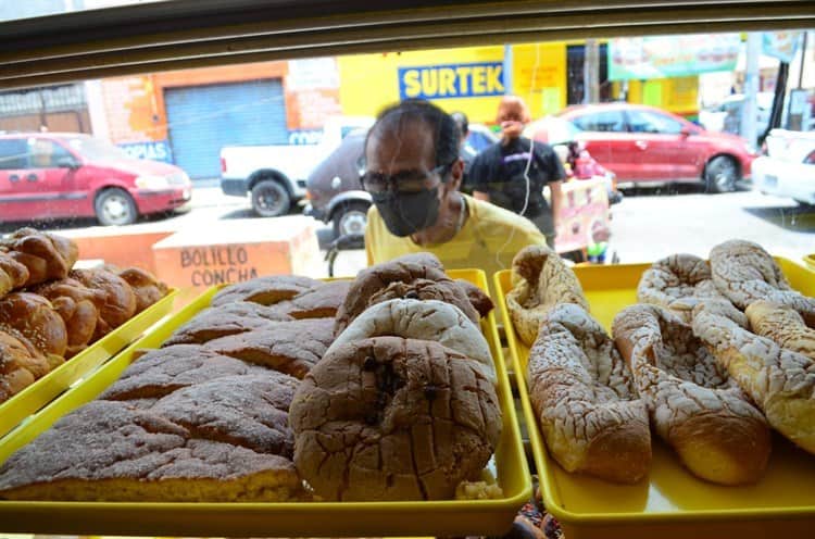 Escalada de precios ´asfixia´ a panaderos veracruzanos