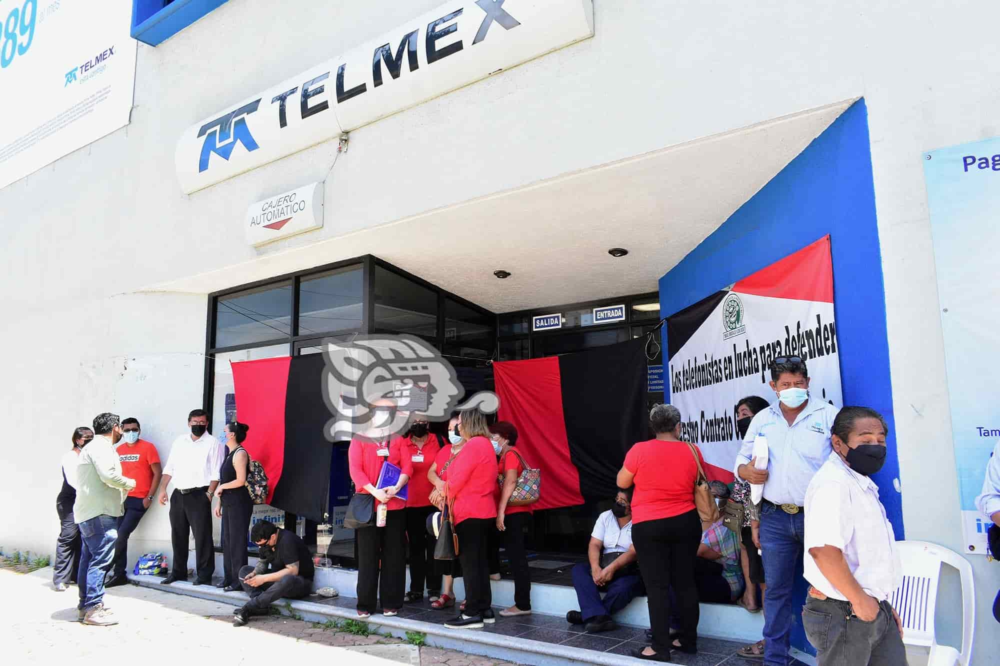 Estalla huelga de Telmex; 4 mil 400 trabajadores de Coatzacoalcos en brazos caídos